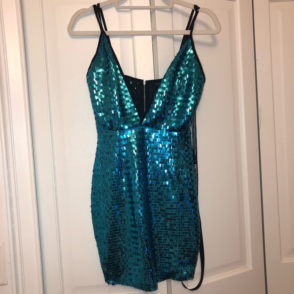 NEW W TAGS Blue sequin party dress